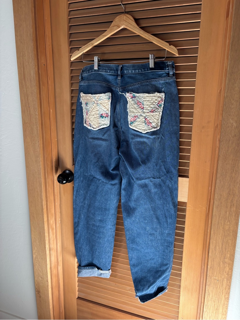American Eagle High-Rise Dark Blue Mom Jeans